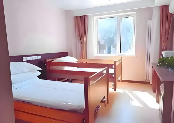 深圳入户紧缺类工种_《南京照相馆》北京首映百万观众见证口碑力作“历史不应被遗忘 站台即爆尖叫发出上随声